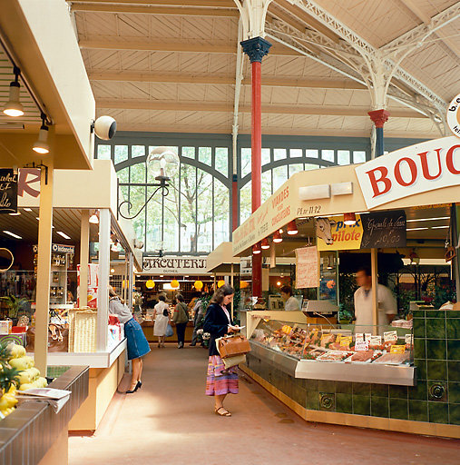 Marché de Saint-Quentin mis en couleur par Bernard Lassus, Fonds Vera Cardot et Pierre Joly, Bibliotheque Kandinsky, Centre Pompidou