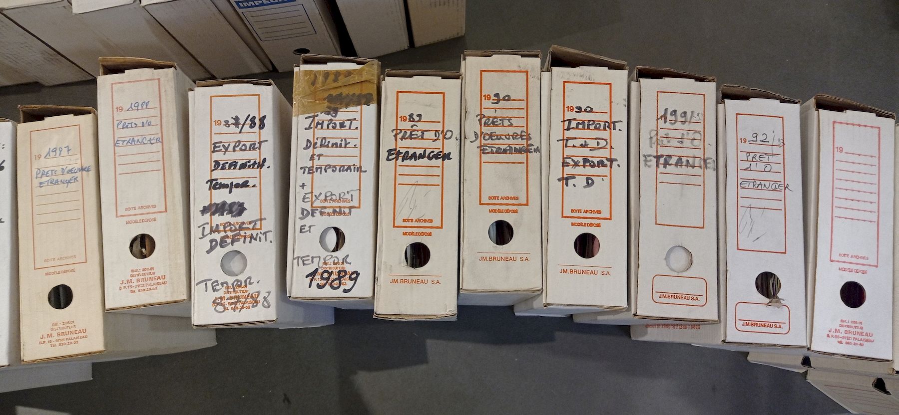 durand-dessert-galerie-dossiers-archives