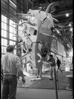 Installation de l'Hommage  Félix Guattari, Centre Pompidou, 1994